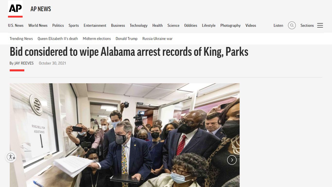 Bid considered to wipe Alabama arrest records of King, Parks